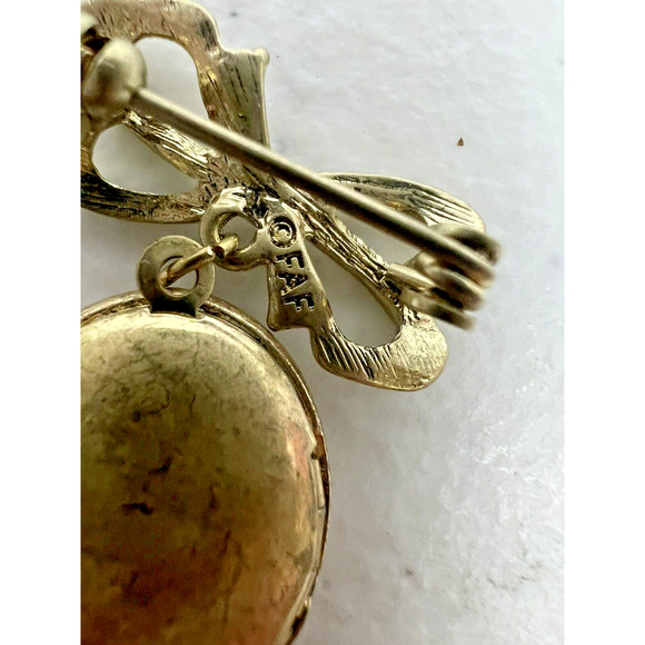 Vintage FAF‎ Pale Gold Tone & Crystal Bow & Grandma Picture Locket Brooch - Picture 3 of 4